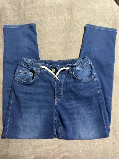 Jeans azul con elástico y cordón - miniatura 1