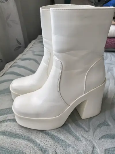 Botines blancos de plataforma - miniatura 2