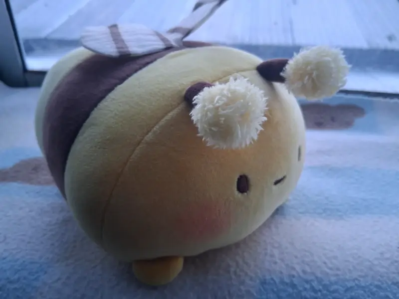 Peluche de abeja - 3