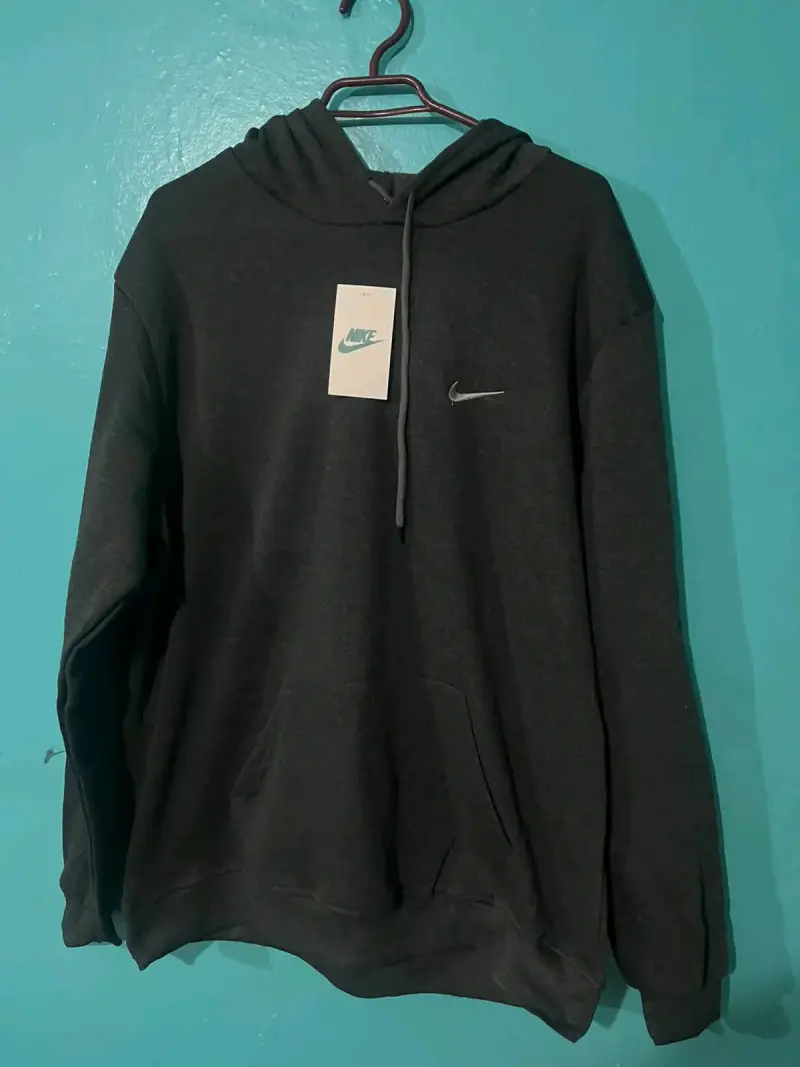 Polerón con capucha Nike gris