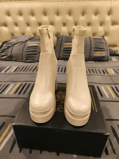Botines de plataforma beige - miniatura 2
