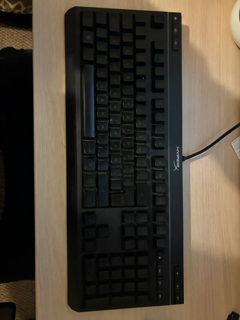 HyperX Alloy Core RGB - 3