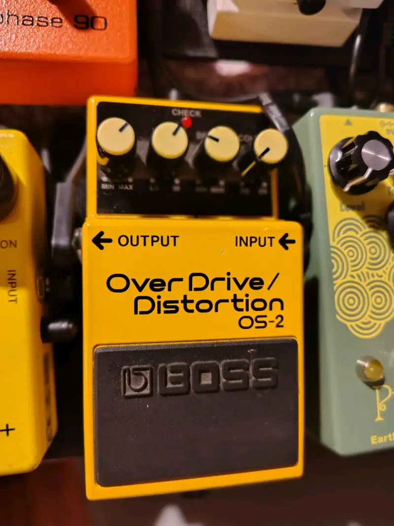 Pedales MXR Distortion+ /  Boss OS-2 - 3
