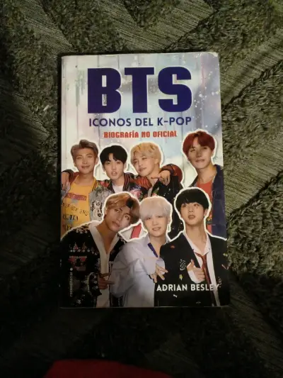 Libro BTS: Iconos del K-Pop - miniatura 1