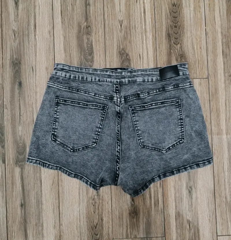 Shorts de mezclilla gris oscuro - 2
