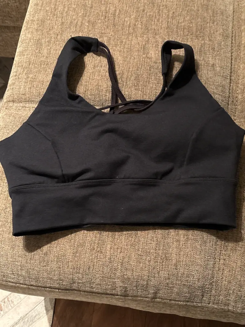 Top deportivo negro - 1