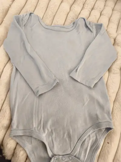 Ropa usada bebe 18 meses - miniatura 3