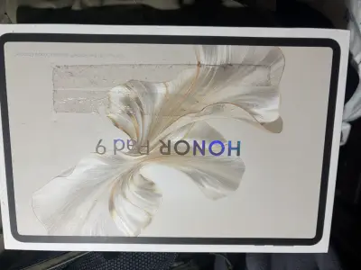 Tablet con teclado desmontable - miniatura 2