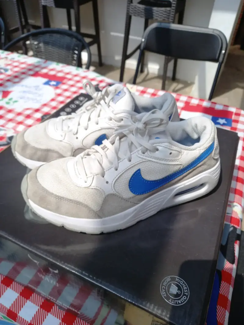 Zapatillas deportivas blancas y azules - 3