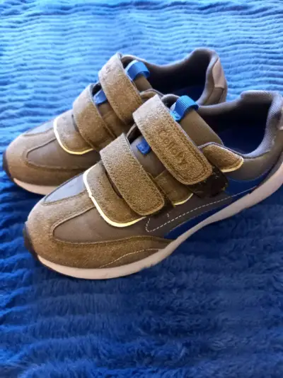 Zapatillas deportivas grises para niños - miniatura 1