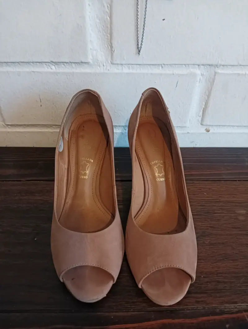 Zapatos de tacón abiertos café - 2