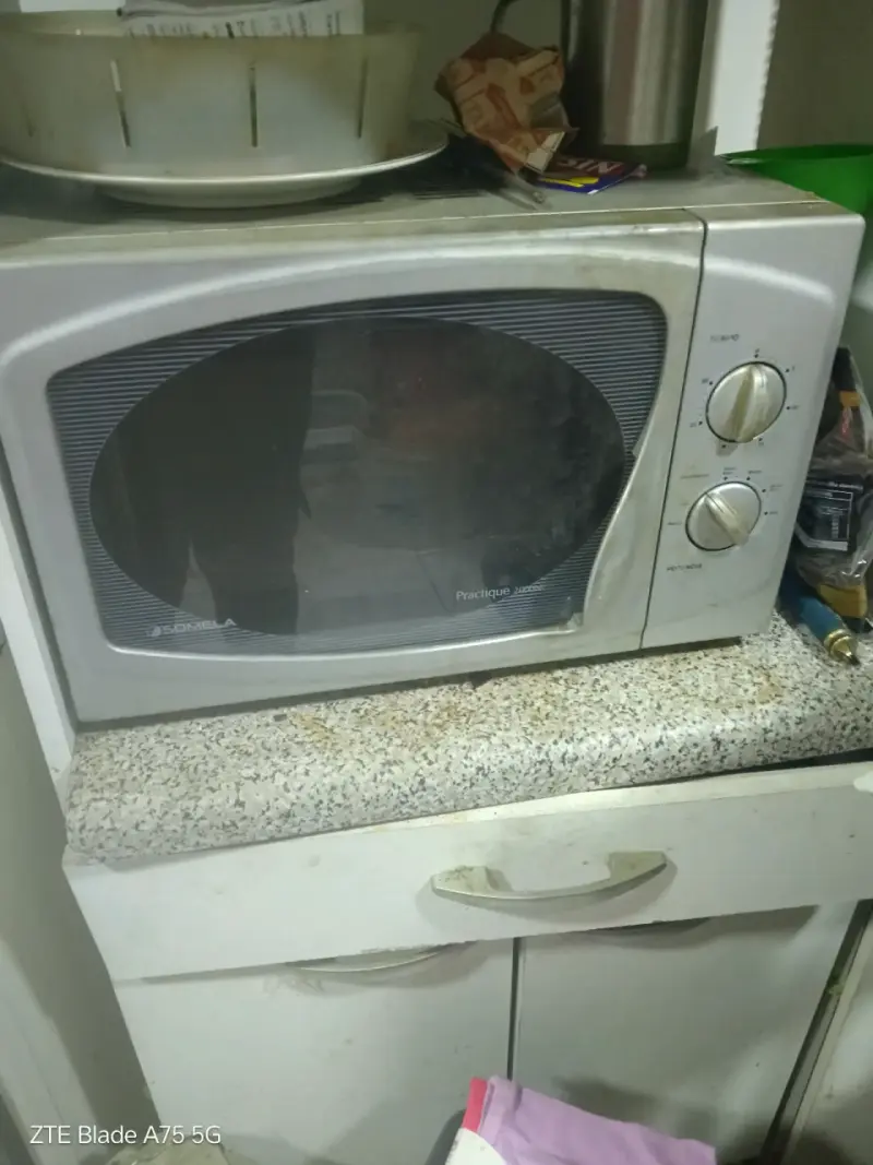 Microondas Somela usado