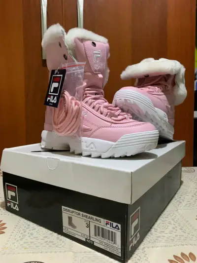 Zapatillas  rosadas y blancas  Fila con forro - miniatura 2