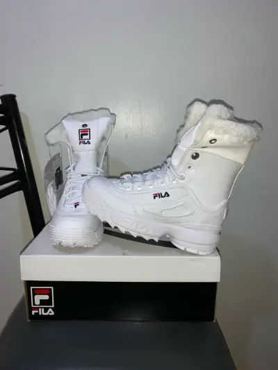 Zapatillas  rosadas y blancas  Fila con forro - miniatura 4
