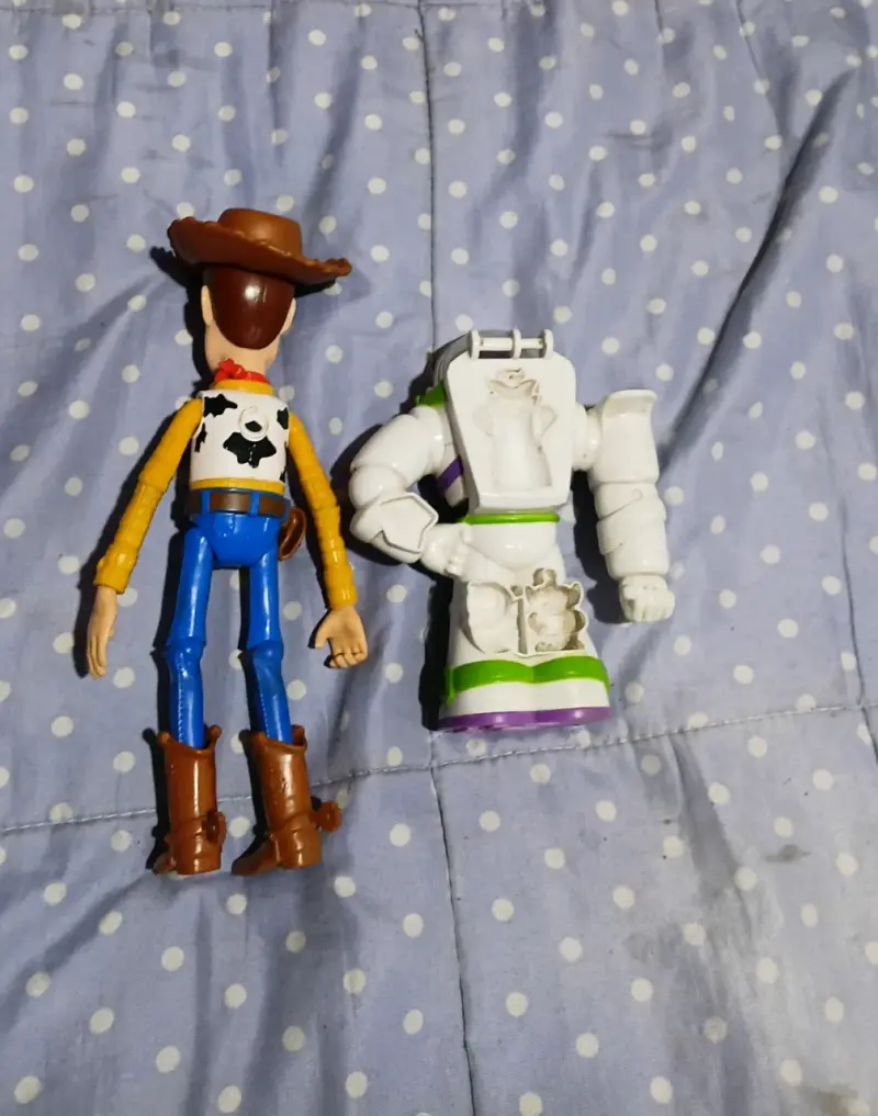 Figuras Woody y Buzz Lightyear - 3