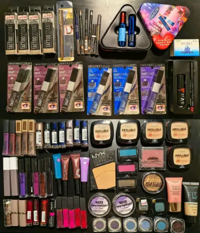 Lote de maquillaje variado - miniatura 1