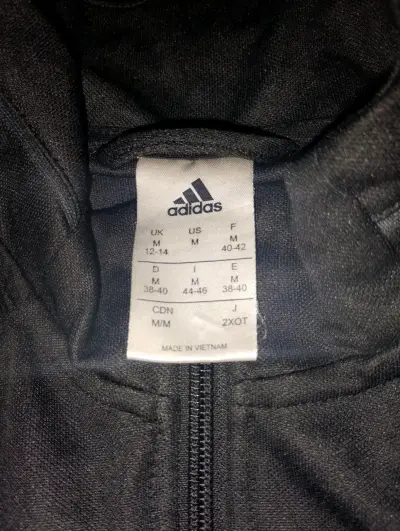 Chaqueta deportiva negra Adidas - miniatura 3