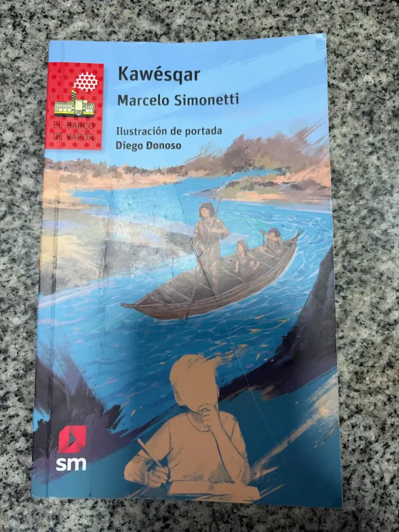 Libro Kawésqar tapa ilustrada