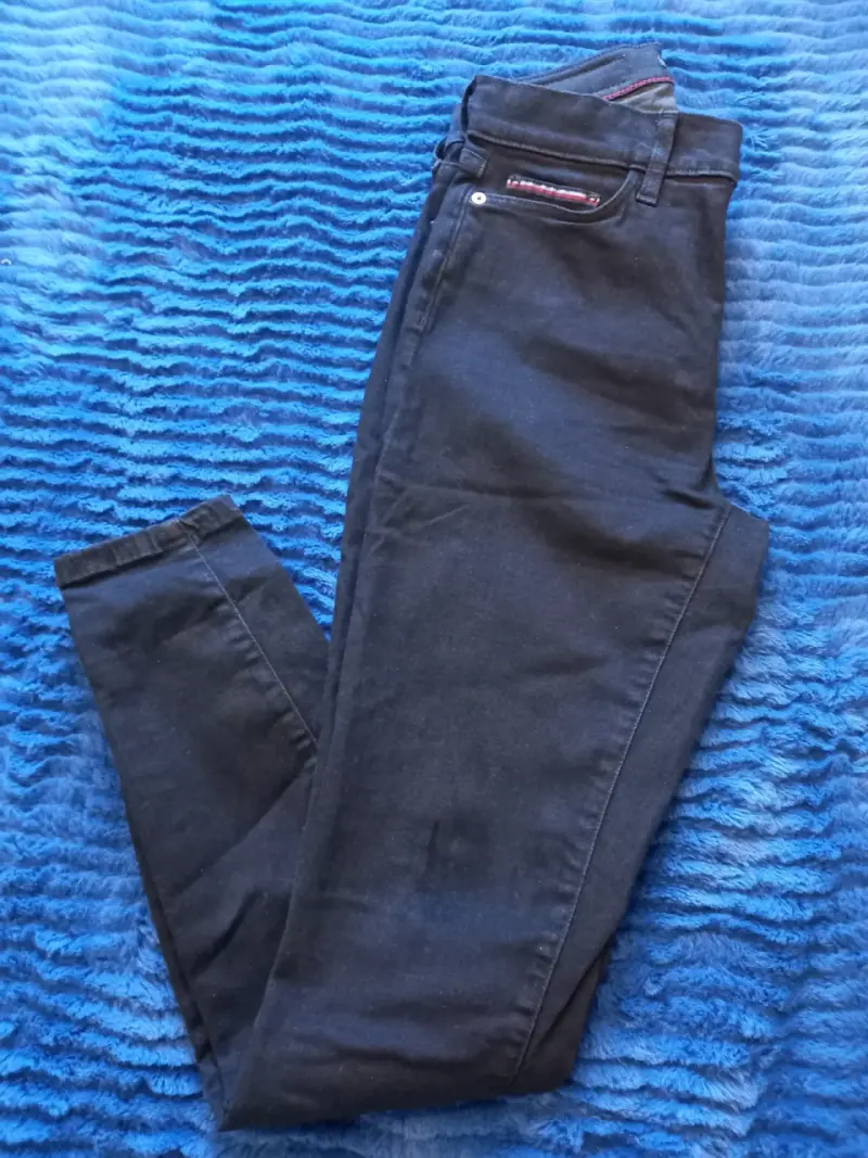Jeans Tommy azul oscuro estilo clásico - 2