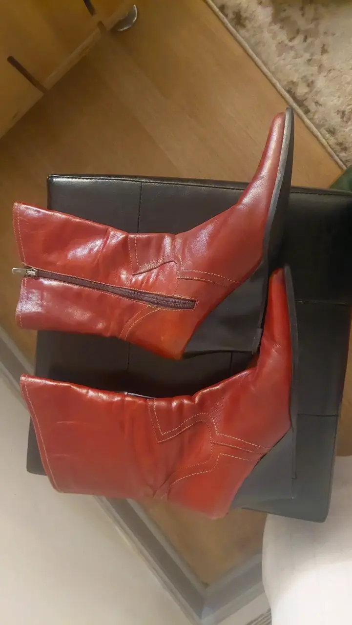 Botas largas rojas de cuero - 1