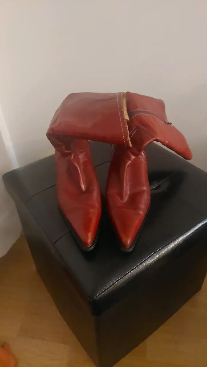 Botas largas rojas de cuero - 2