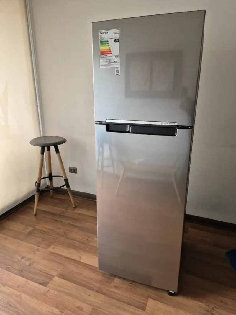 Refrigerador Samsung Top Freezer No Frost 255 Litr - 1