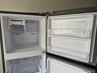 Refrigerador Samsung Top Freezer No Frost 255 Litr - miniatura 4