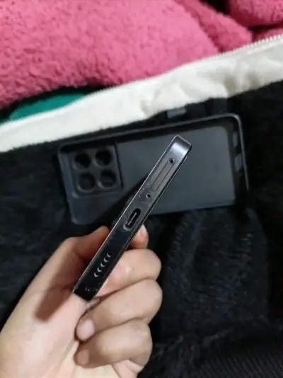 Vendo o permuto mi Xiaomi 14 t 5G - miniatura 2