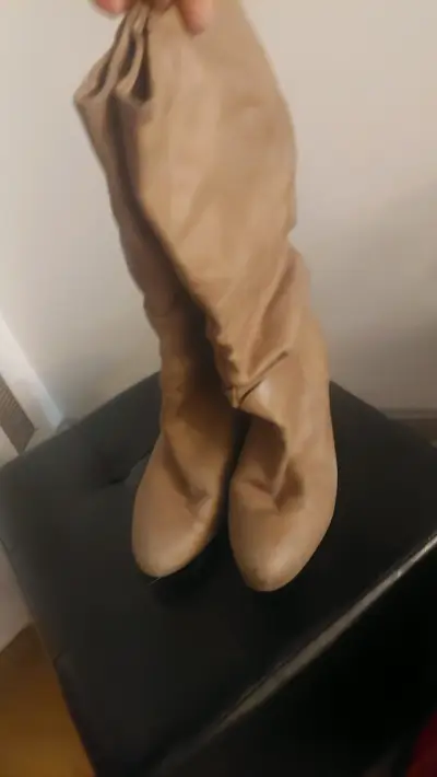 Botas altas de cuero marrón - miniatura 3