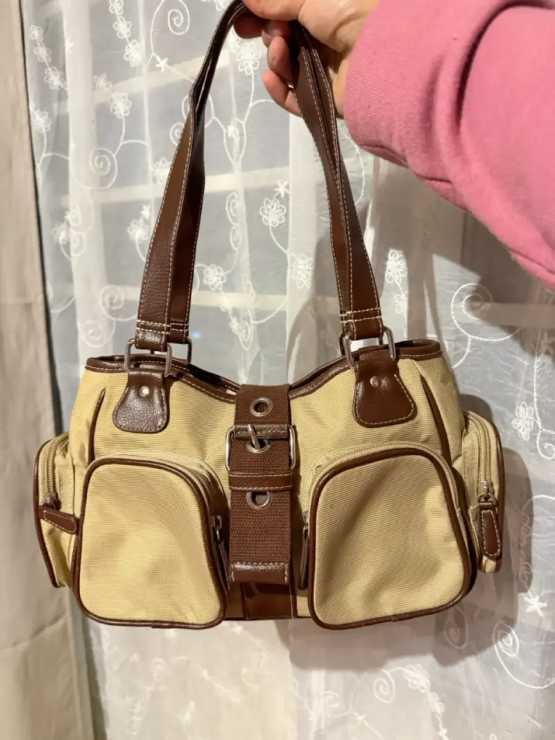 Cartera estilo Y2K cargo - 1