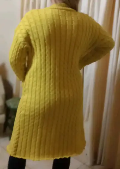 Chaqueta larga amarilla - miniatura 2