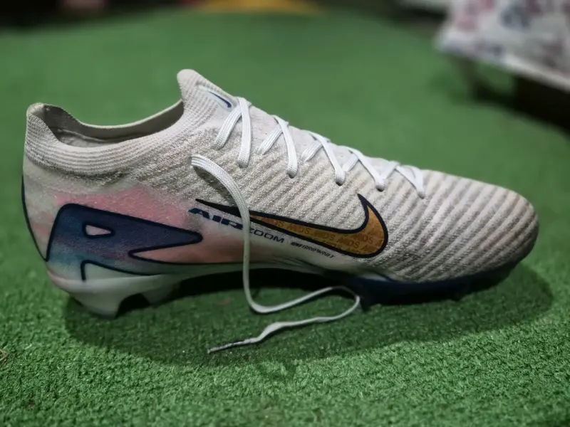 Zapatillas de futbol Nike - 2