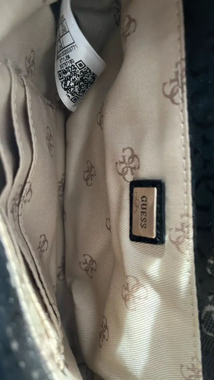 Cartera GUESS - 2