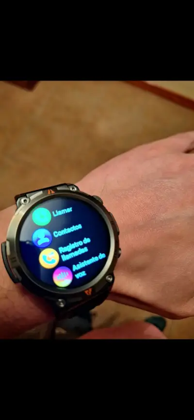 Smartwatch negro con funciones avanzadas - miniatura 1