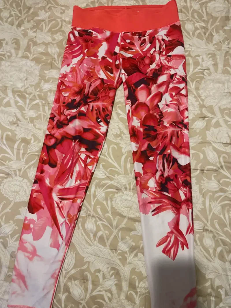 Leggings deportivos con estampado floral