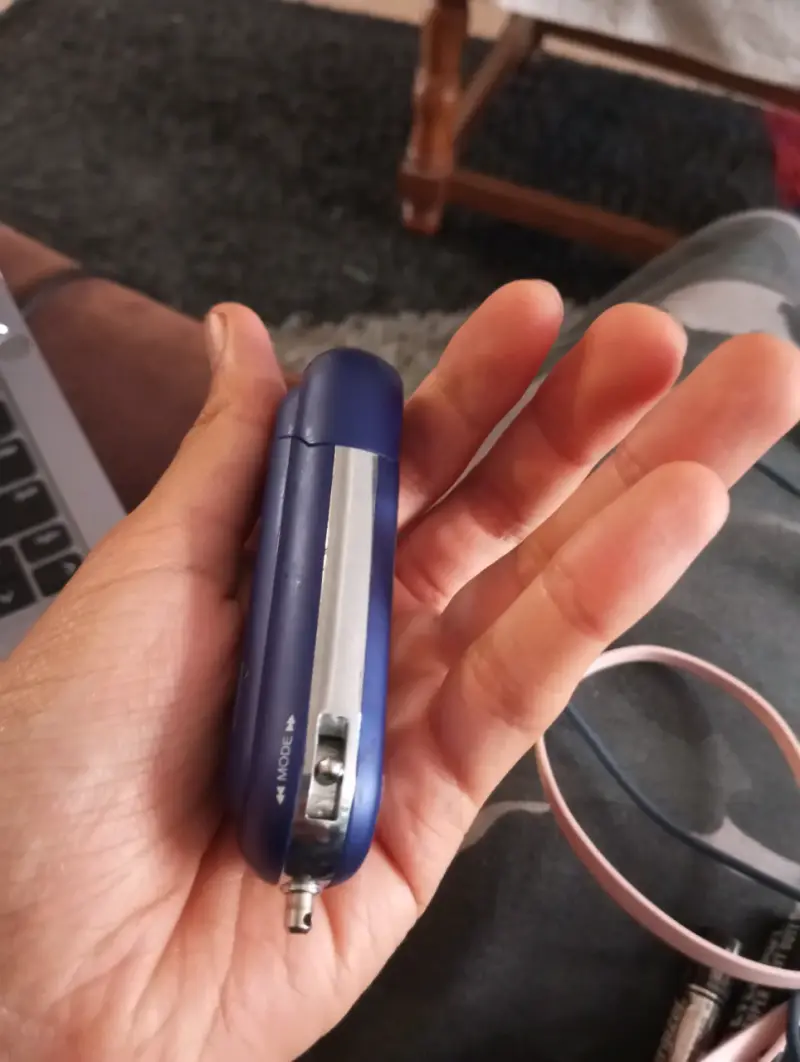 Reproductor MP3 Retro Recco 250MB - Funcionando Co - 3