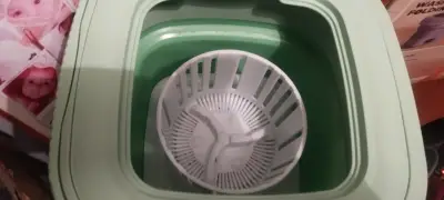 Lavadora plegable portátil - miniatura 2