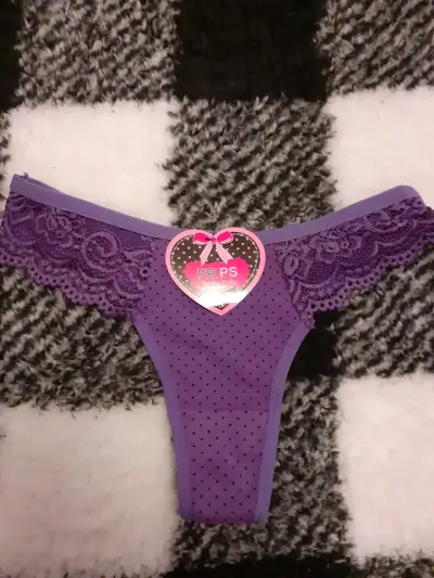 Colales  morada con encaje talla M - miniatura 1