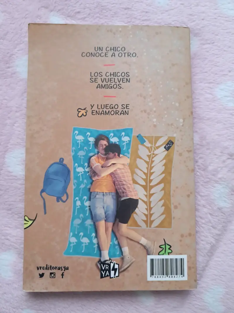 Libro 'Heartstopper' de Alice Oseman - 2