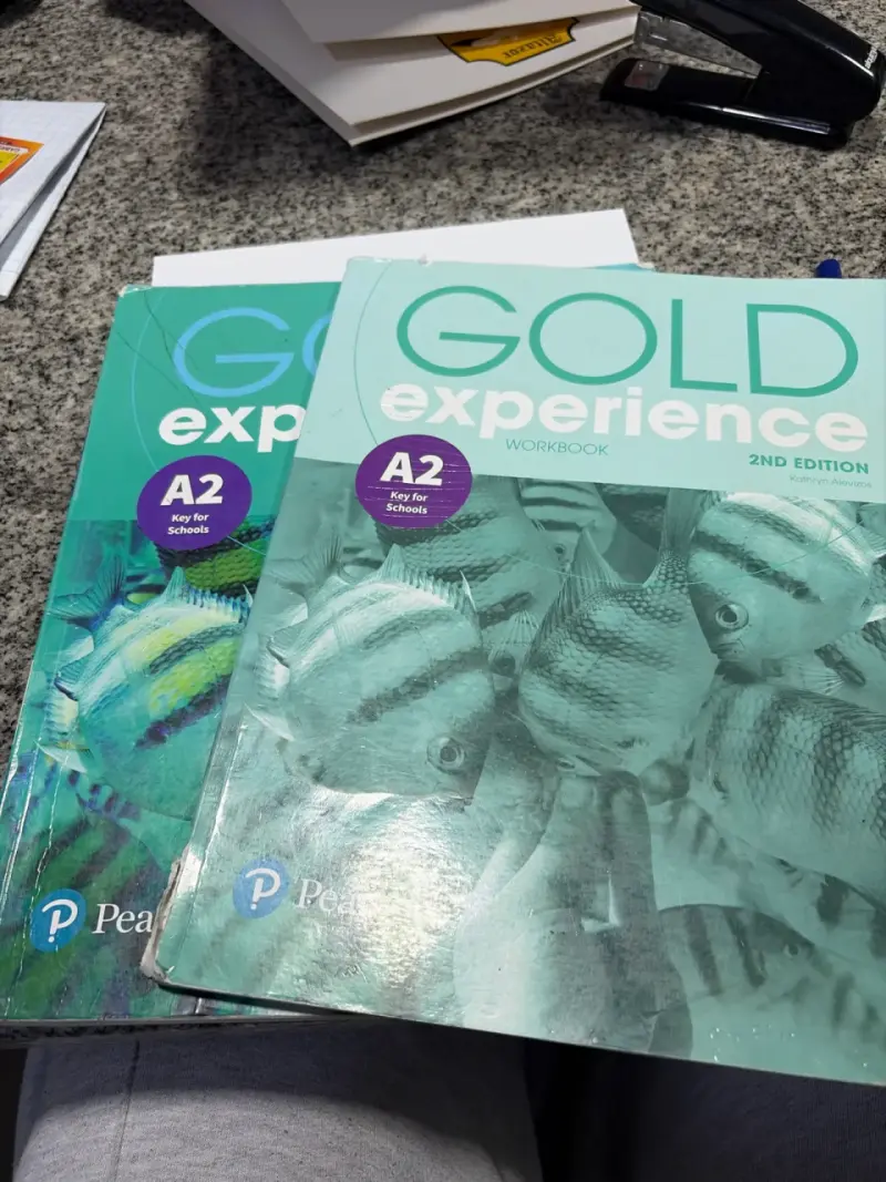 Libros Gold Experience A2