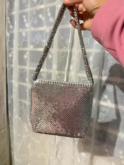 Mini cartera Y2K de malla metálica - miniatura 2