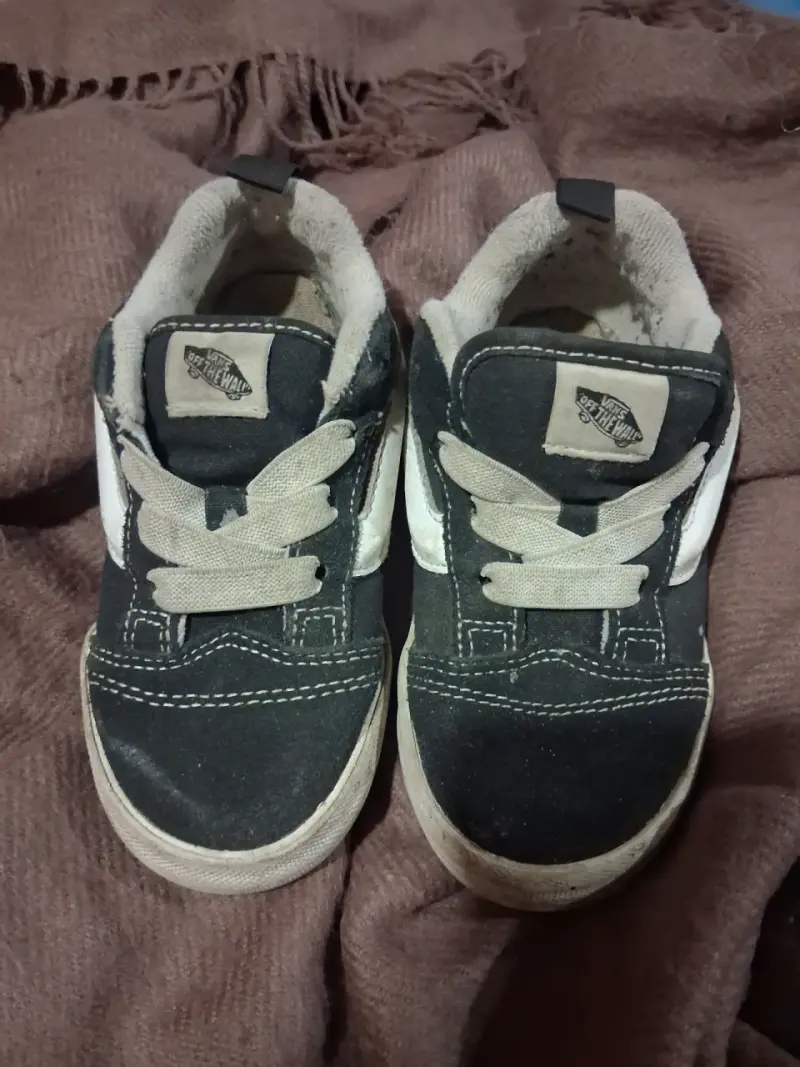 Zapatillas infantiles Vans negras - 1