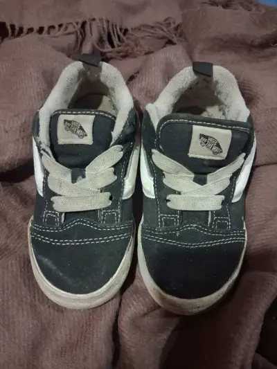 Zapatillas infantiles Vans negras - miniatura 1