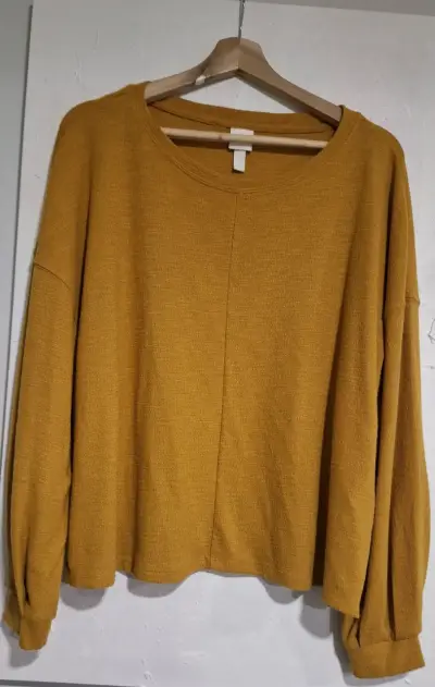 Polera mostaza de manga larga - miniatura 6
