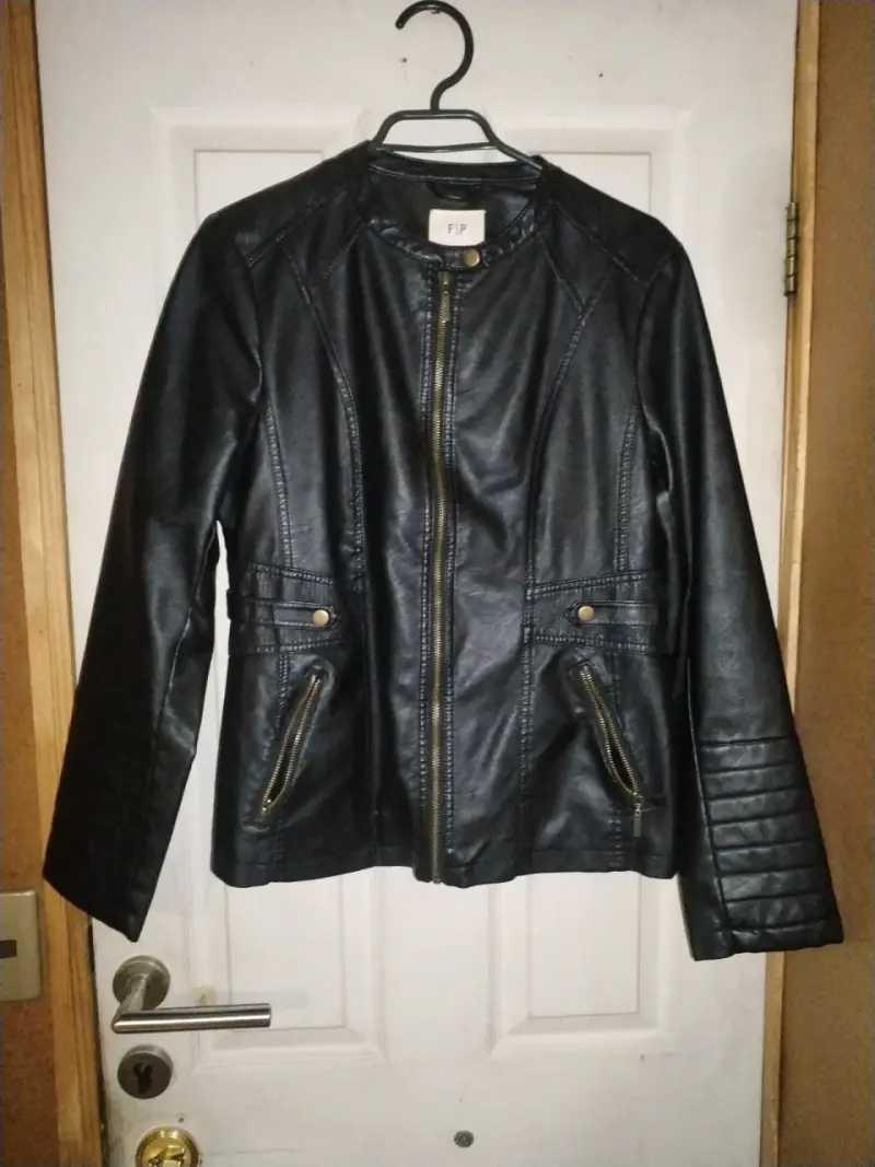 Chaqueta de ecocuero negra FSP talla M - 1
