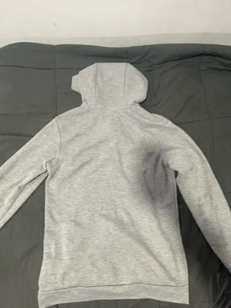 Polerón gris con capucha Nike - 3