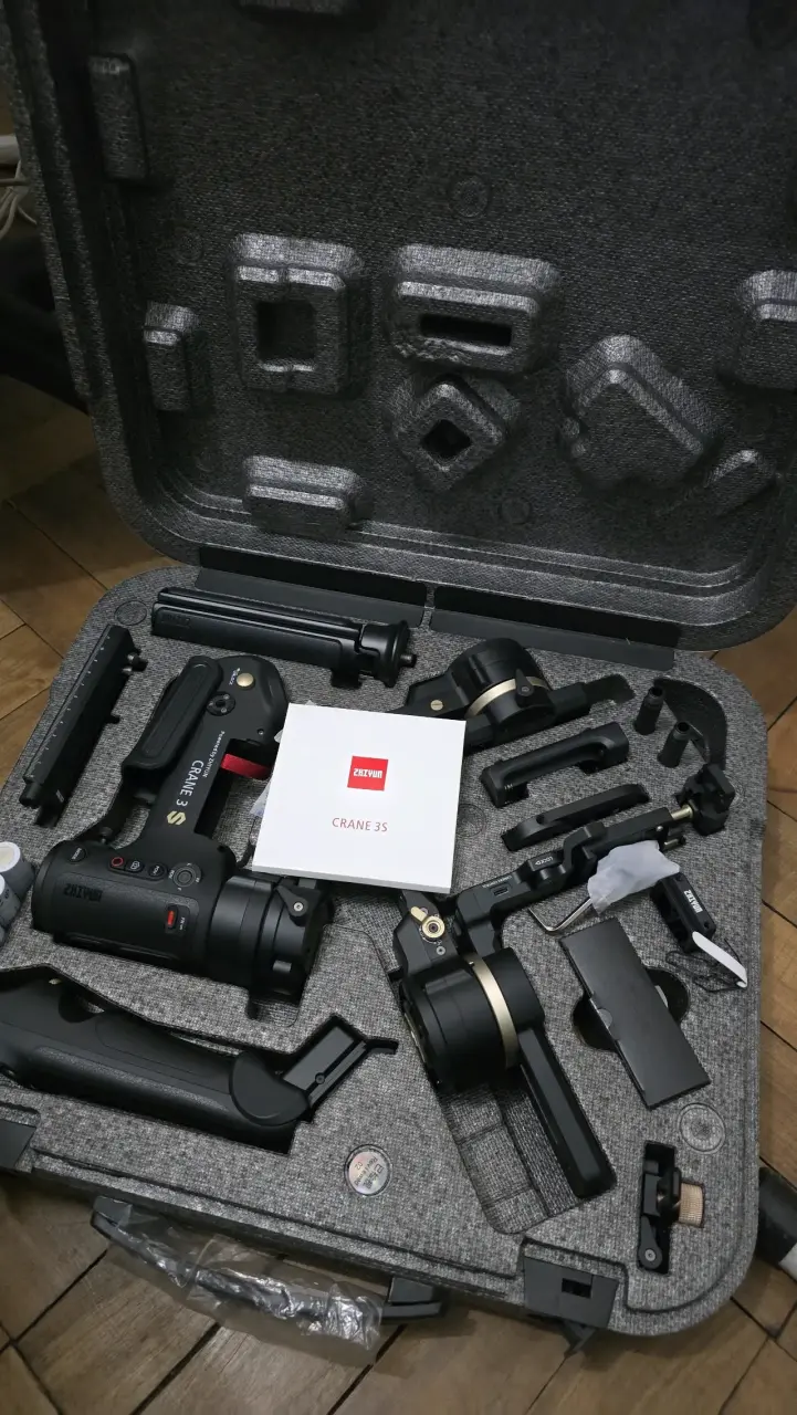 Estabilizador Zhiyun Crane 3S - 1