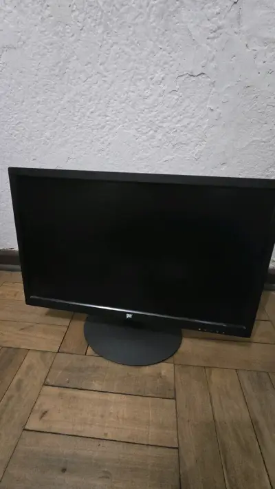 Monitor Gear 24 pulgadas - miniatura 1
