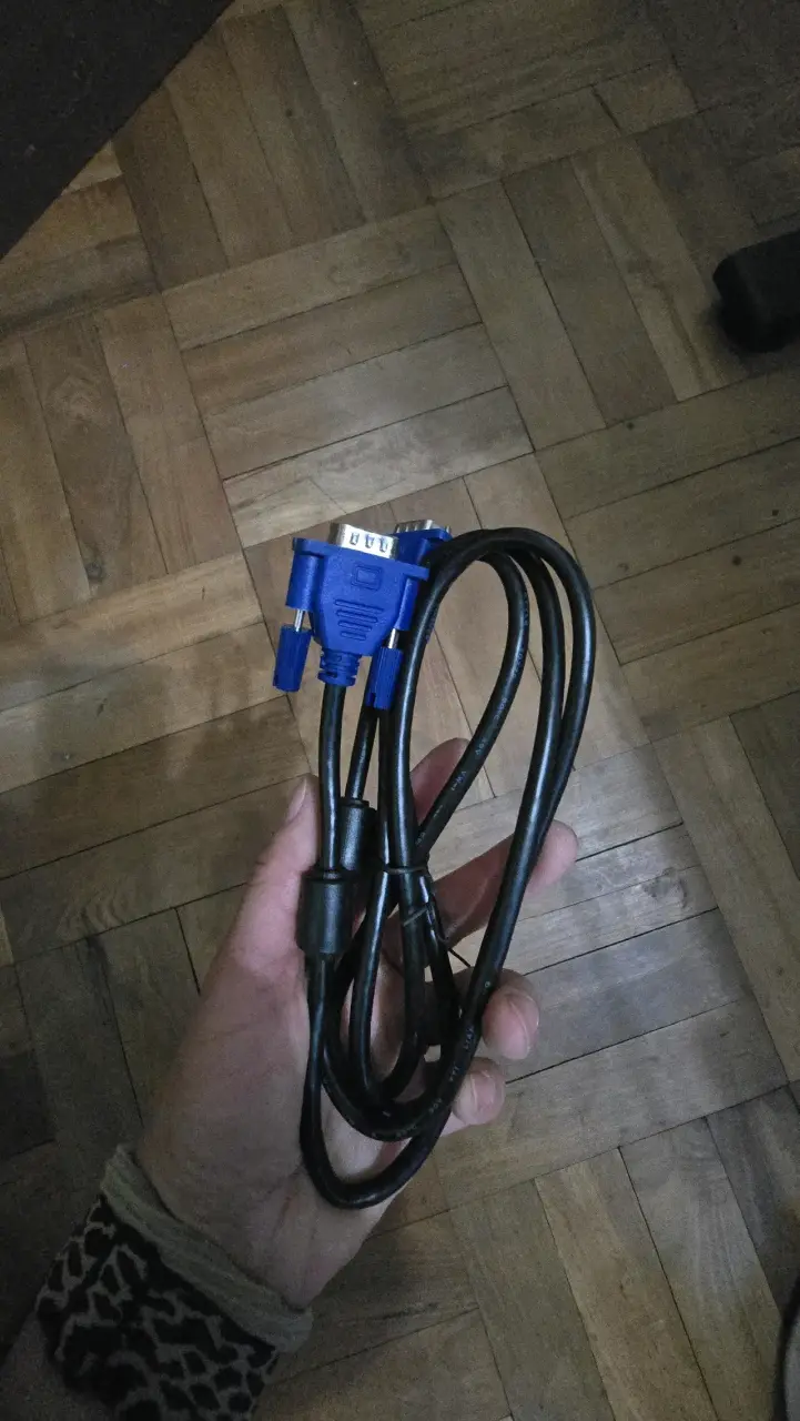 Monitor Gear 24 pulgadas - 5