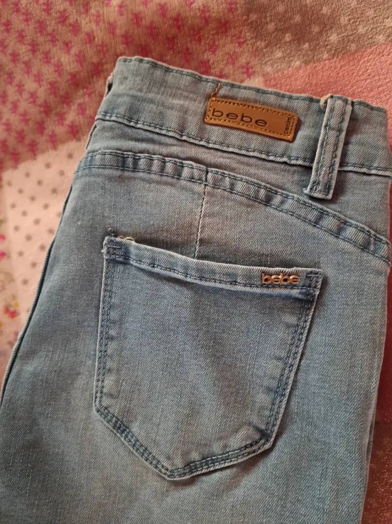 Jeans marca bebe celeste para mujer skiny - 1